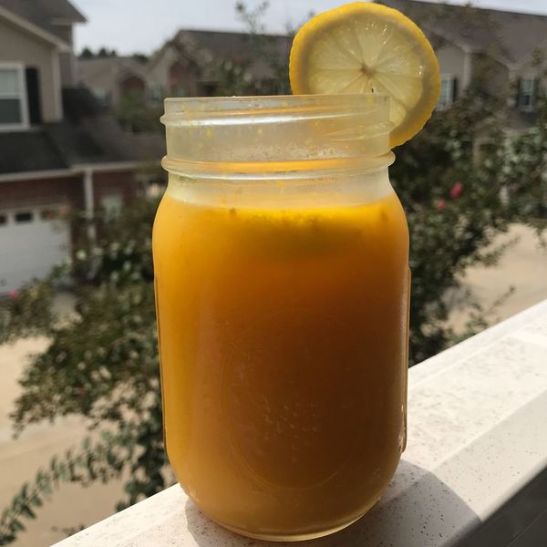 Lemonade from 미국 supplied by Roots Juice & Pops LLC - Juice 레몬 주스