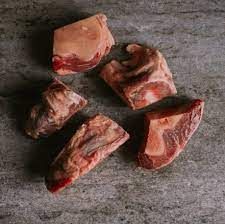 Beef Bone Meat from 이탈리아 supplied by Zaro Carni Spa - Fresh (=Chilled=Raw) 신선 소고기(뼈 있음)