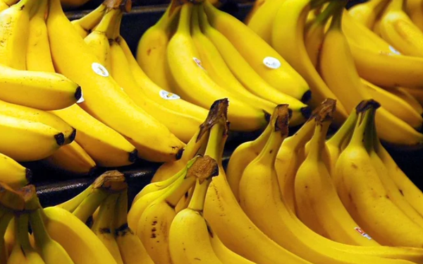 banana puree from 브라질 supplied by Ingredientrade - Banana 기타 페이스트 및 퓨레
