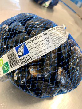 Fresh Mussel In Net Bag from Norway supplied by NORGESKJELL AS - Fresh (=Chilled=Raw) Fresh Mussel