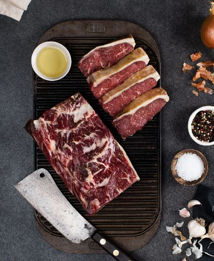 Beef Meat from 뉴질랜드 supplied by Cabernet Food Limited - Sirloin 신선 미절단 소고기