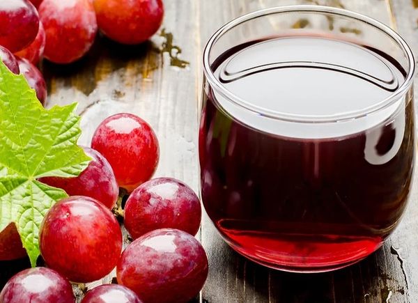 Grape Juice from United States supplied by Vie-Del Company - NFC (=Not From Concentrate=Directly Expressed) Grape Juice