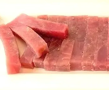 Frozen Yellowfin Tuna from United States supplied by RiceWrap Foods Corporation - Sliced Frozen Yellowfin Tuna