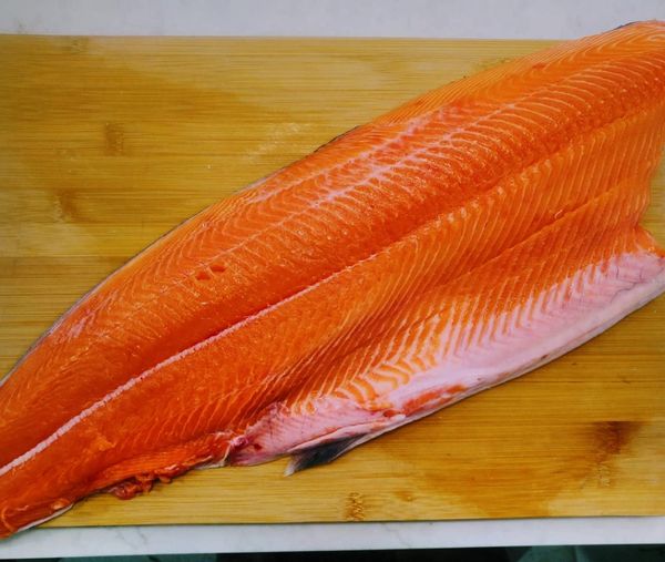 Salmon from 캐나다 supplied by HOOKED - Fresh (=Chilled=Raw) 연어
