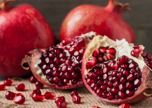 Fresh Pomegranate from 튀르키예 supplied by DR NAR - Whole 신선 석류