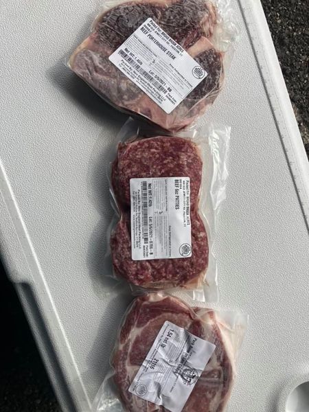 Beef Steak from 미국 supplied by Broad Brook Acres - Steak 소고기 가공품