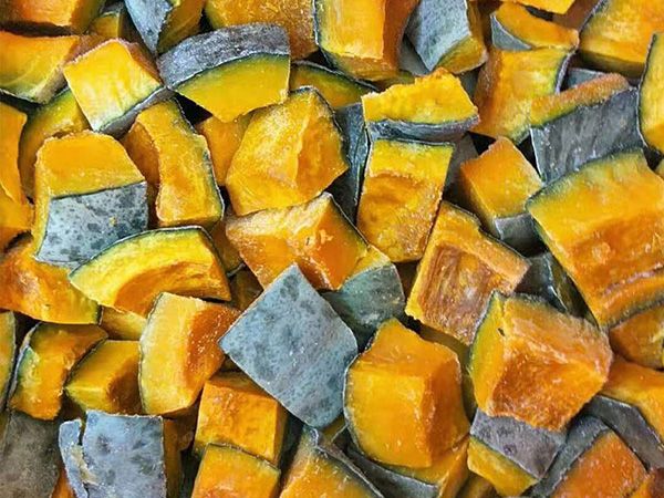 Pumpkin Chunks from China supplied by Chaohu Meiwei Food Co., Ltd. - Chunks Fresh Common Pumpkin