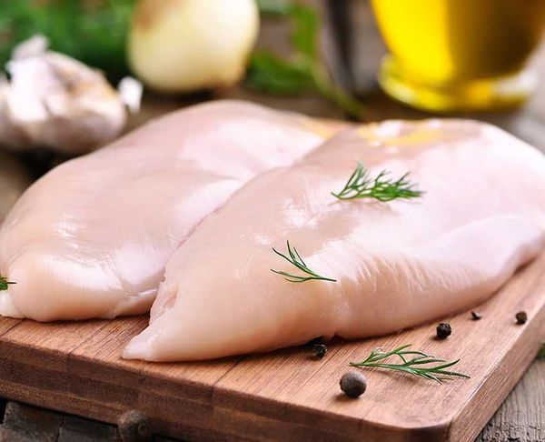 Fresh Chicken from United States supplied by Monarch Trading - With Bone Frozen Whole Chicken