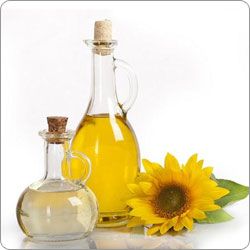 Sunflower Oil from India supplied by Ponna Trading Private Limited - Golden Refined Sunflower Oil