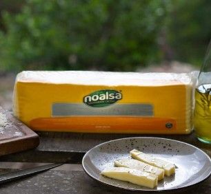 Mozzarella Cheese from 아르헨티나 supplied by Noal - Block 모짜렐라 치즈