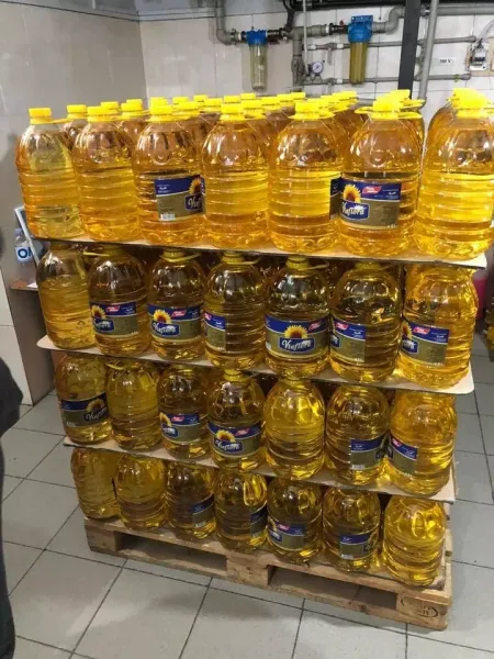 Refined Sunflower Oil from 네덜란드 supplied by BEUKEVELD BEHEER B.V SUPPLIER - Semi-solid 기타 식용 식물성 오일