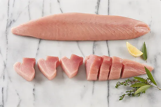 Tuna from 미국 supplied by Sierra Gale Seafoods - 횟감 등급(=초밥 등급) 참치