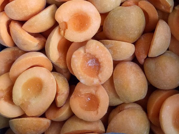 Apricot Halves from China supplied by Qingdao Sinocrown Industry Co.,Ltd - Orange Fresh Apricot