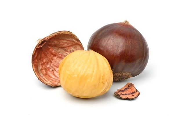Chesnuts from 스페인 supplied by FRUTOS DE VETTONIA S.L. - Dried 밤 알맹이