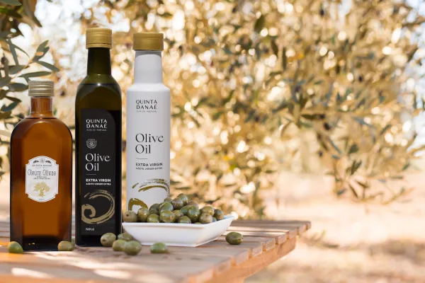 Extra Virgin Olive Oil from Portugal supplied by Quinta Danaé - Glass Jar (=Glass Bottle) Olive Oil