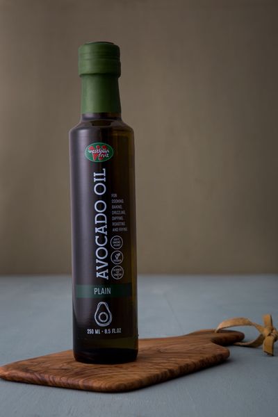 Avocado Oil from 프랑스 supplied by Westfalia Fruit - Cold Pressed 아보카도 오일
