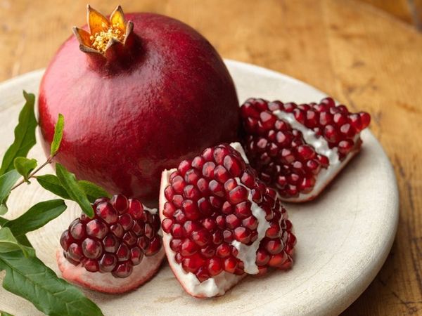Pomegranates from 이집트 supplied by First choice - 신선 석류
