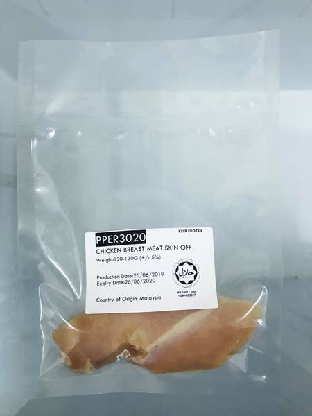 Chicken Breast from 말레이시아 supplied by GLOBAL LIVESTOCK SERVICES SDN BHD - Skinless (=Without Skin) 닭고기 가공품