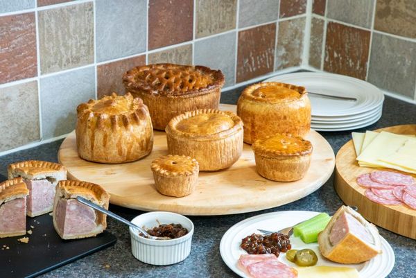 Pork Pie from 영국 supplied by T.C. Morris Limited - Boneless (=Without Bone=Deboned) 돼지고기 통조림