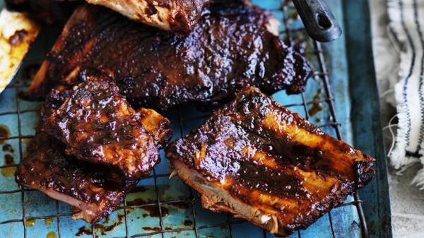 Spare Ribs from 미국 supplied by Uproot Meats - Belly - Spare Ribs 돼지고기 통조림