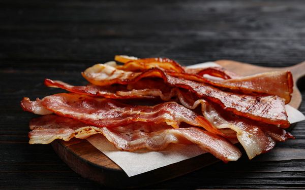 Bacon from 영국 supplied by Roger Keen Farms Limited - Smoked 베이컨