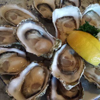 Brudenell Bully Oyster from 캐나다 supplied by W&R Fisheries - PEI Coastline Shellfish - Whole (=In Shell=Unshucked) 신선 굴