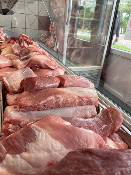 Pork from Hungary supplied by Viola-Hús Ltd. - Chopped Frozen Pork Ham & Shoulder