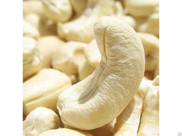 Cashew nut from Ivory Coast supplied by AFRICA GLOBAL TRADING SARL - Vacuum Packed (=VAC) Raw Cashew Nut