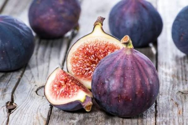Frozen Figs from 이집트 supplied by First choice - 신선 무화과
