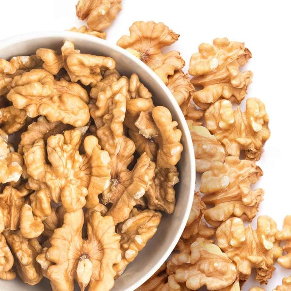 Walnuts from 미국 supplied by Caro-Nut Company Inc. - 원물 호두 알맹이