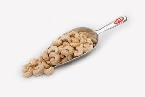 Cashews from 이스라엘 supplied by Avivi Ltd. - Unspecified 생 캐슈너트
