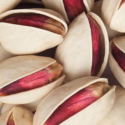 PISTACHIO from 아랍 에미리트 연합국 supplied by Yousify General Trading Co. LLC - 신선 생피스타치오