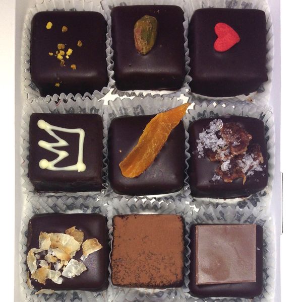 Chocolates from 미국 supplied by Little Pickles - Brown 초콜릿