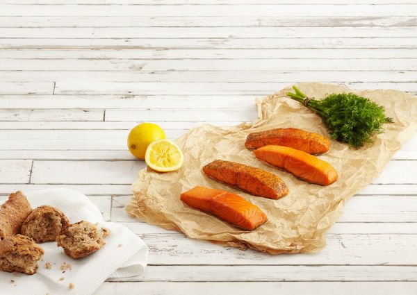 Value Added Salmon from 노르웨이 supplied by Mowi - Flavored 연어 가공품
