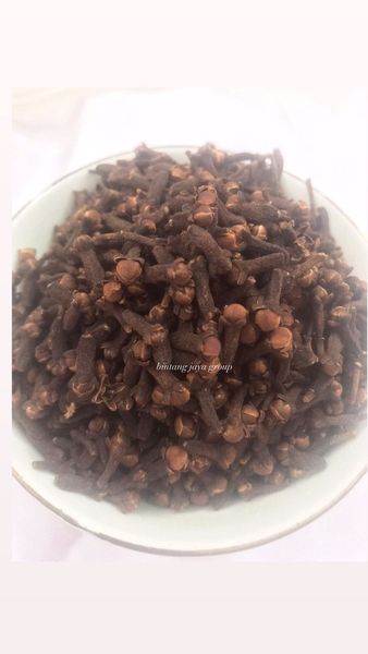 whole clove from Indonesia supplied by bintang jaya group indonesia - Dried Whole Clove