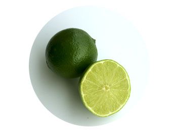 Fresh Lime from Spain supplied by EARMUR - Green Fresh Lime