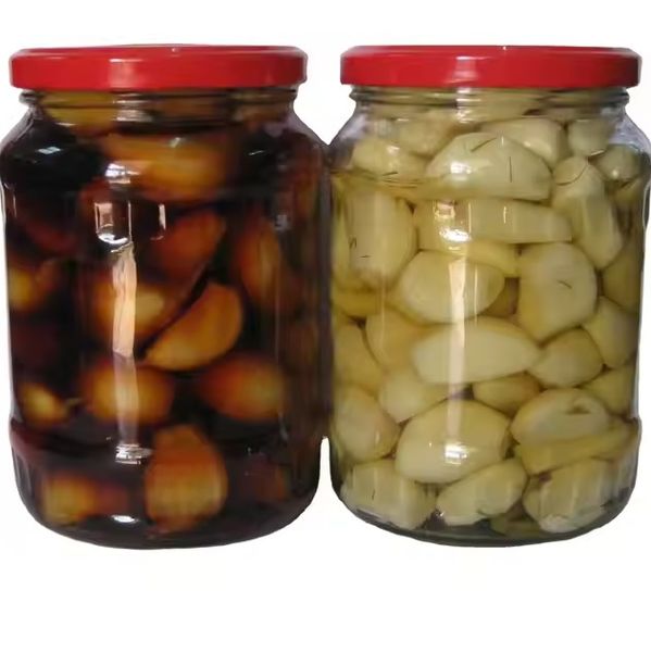 PICKLED PEELED GARLIC CLOVES IN GLASS JAR from 베트남 supplied by Ban Mai Co., Ltd - Jar 마늘 가공품