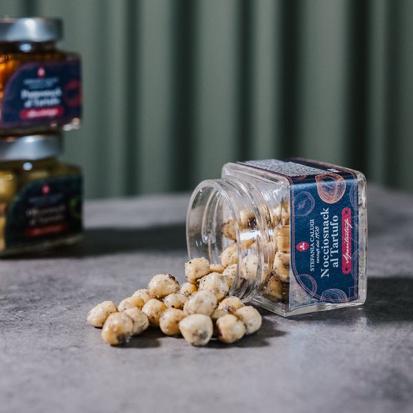 NOCCIOSNACK - TOASTED HAZELNUTS WITH TRUFFLE from 이탈리아 supplied by Stefania Calugi Tartufi - 견과 스낵