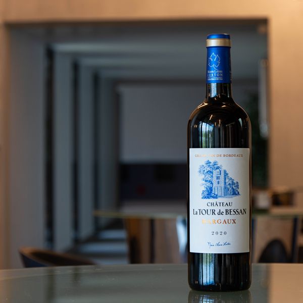 Château La Tour de Bessan from 프랑스 supplied by MARIE - LAURE LURTON VINEYARDS - IGP (=Protected Geographical Indication) 레드 와인