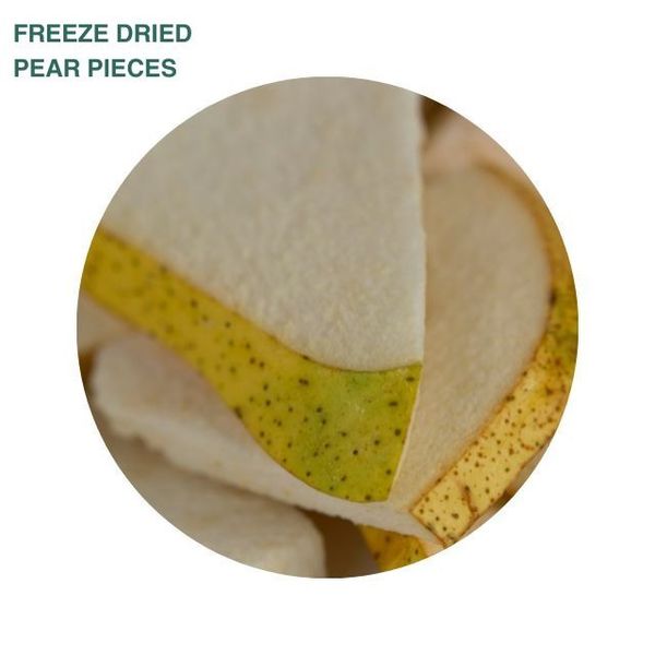 Freeze Dried Pear Pieces from Italy supplied by OPI FRUTTA - Chips Dried Pear