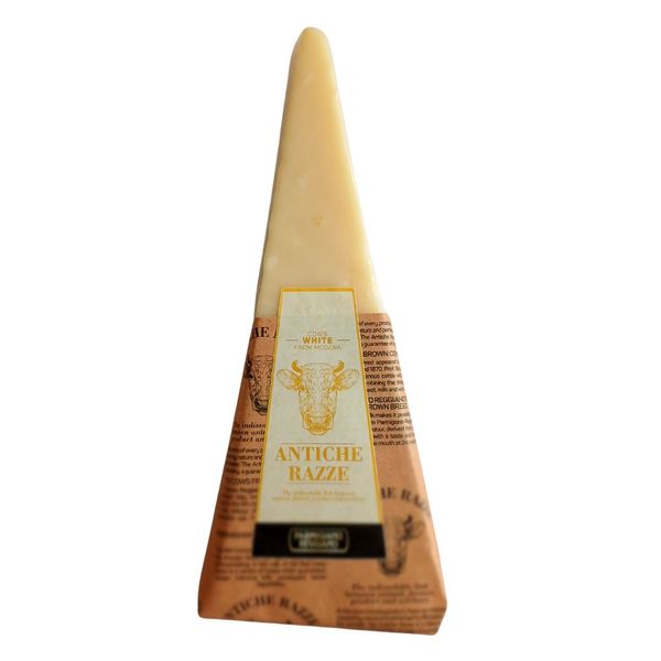 White Cows Parmigiano Reggiano Antiche Razze from Italy supplied by Consorzio Gourm.it - Parmigiano Reggiano Parmesan Cheese