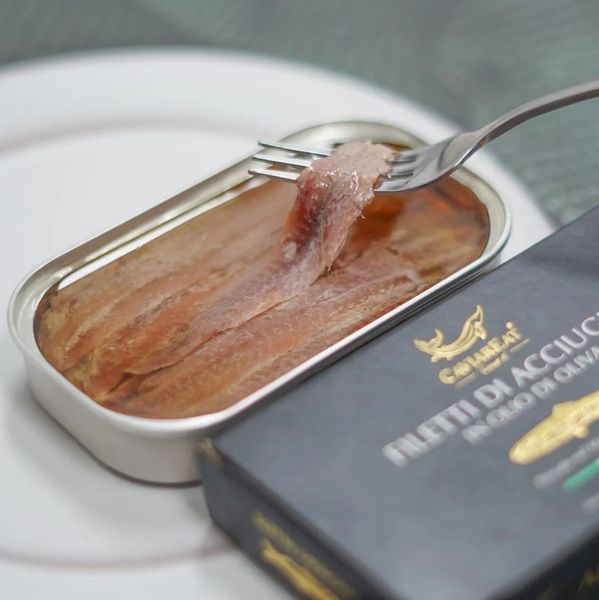 Anchovies in oil from 이탈리아 supplied by Truffleat - Preserved - in Oil 통조림 또는 병에 든 멸치