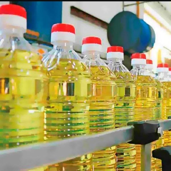 sunwlower refined oil from 우크라이나 supplied by Grain Capital Agri UG - Refined 정제 해바라기유