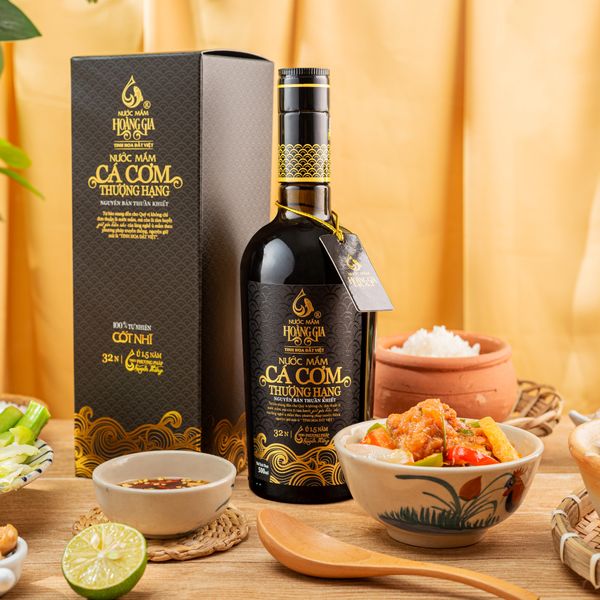 Hoang Gia Fish Sauce 500ml from 베트남 supplied by Van Xuan FMCG Investment Company Limited - 피쉬 소스