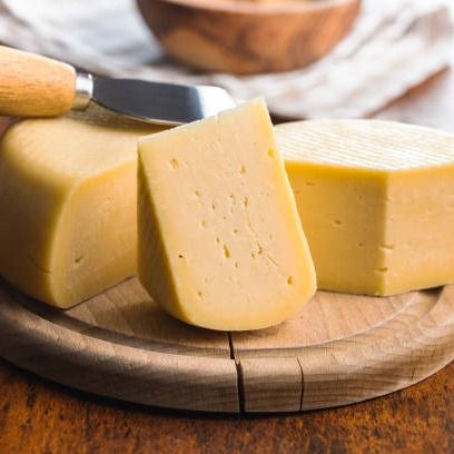 Edam Cheese from 스웨덴 supplied by Naturell AB - Size: 2-2.3 kg 에담 치즈