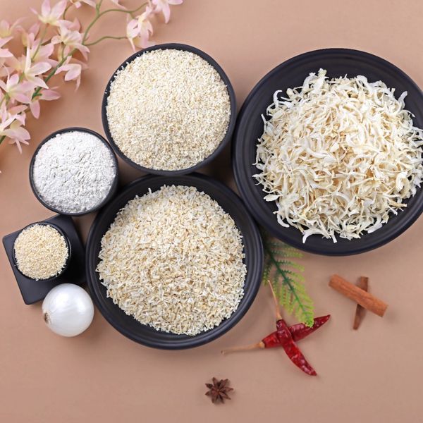 Onion Flake ( white,Red , Pink) from 인도 supplied by Kohinoor Food industries - 세미 글로브 - 옐로우 스위트 어니언 건조 양파