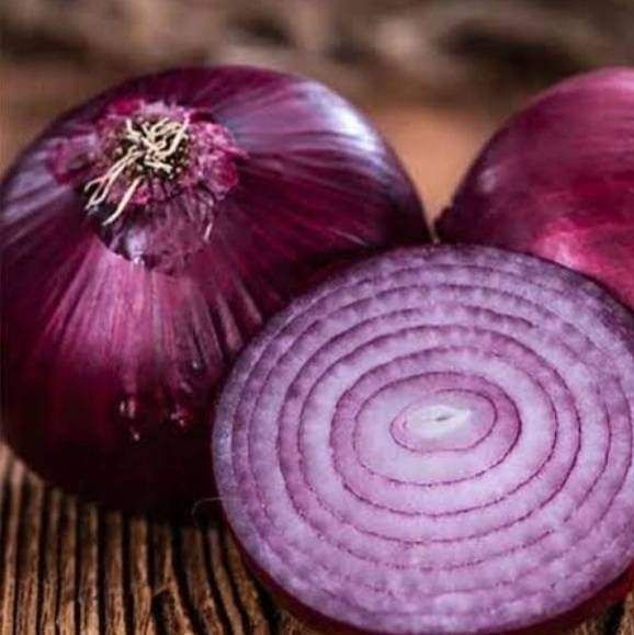 Red Onion from 이집트 supplied by Mega Fresh - 60-80mm 신선 양파