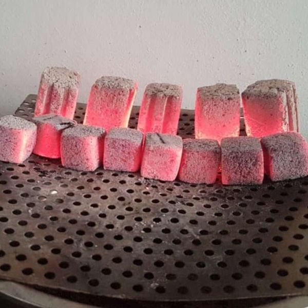 Pure Coconut Shell Charcoal from 인도네시아 supplied by Coal Empire Indonesia - Black 야자숯