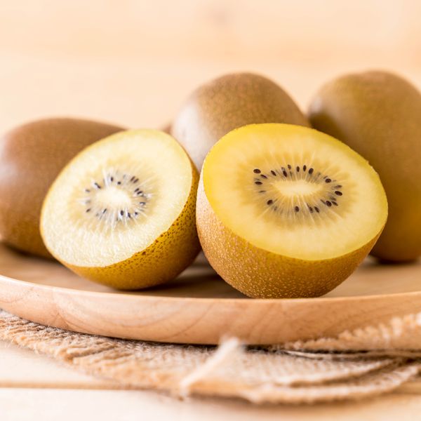 kiwi from 프랑스 supplied by AC Corp - Hayward 신선 키위