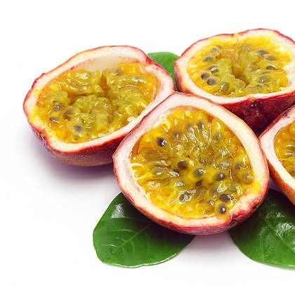 FROZEN PASSION FRUIT - from AVTfood Factory, Vietnam from 베트남 supplied by An Van Thinh Food Co. Ltd - Conventional 냉동 패션프루트